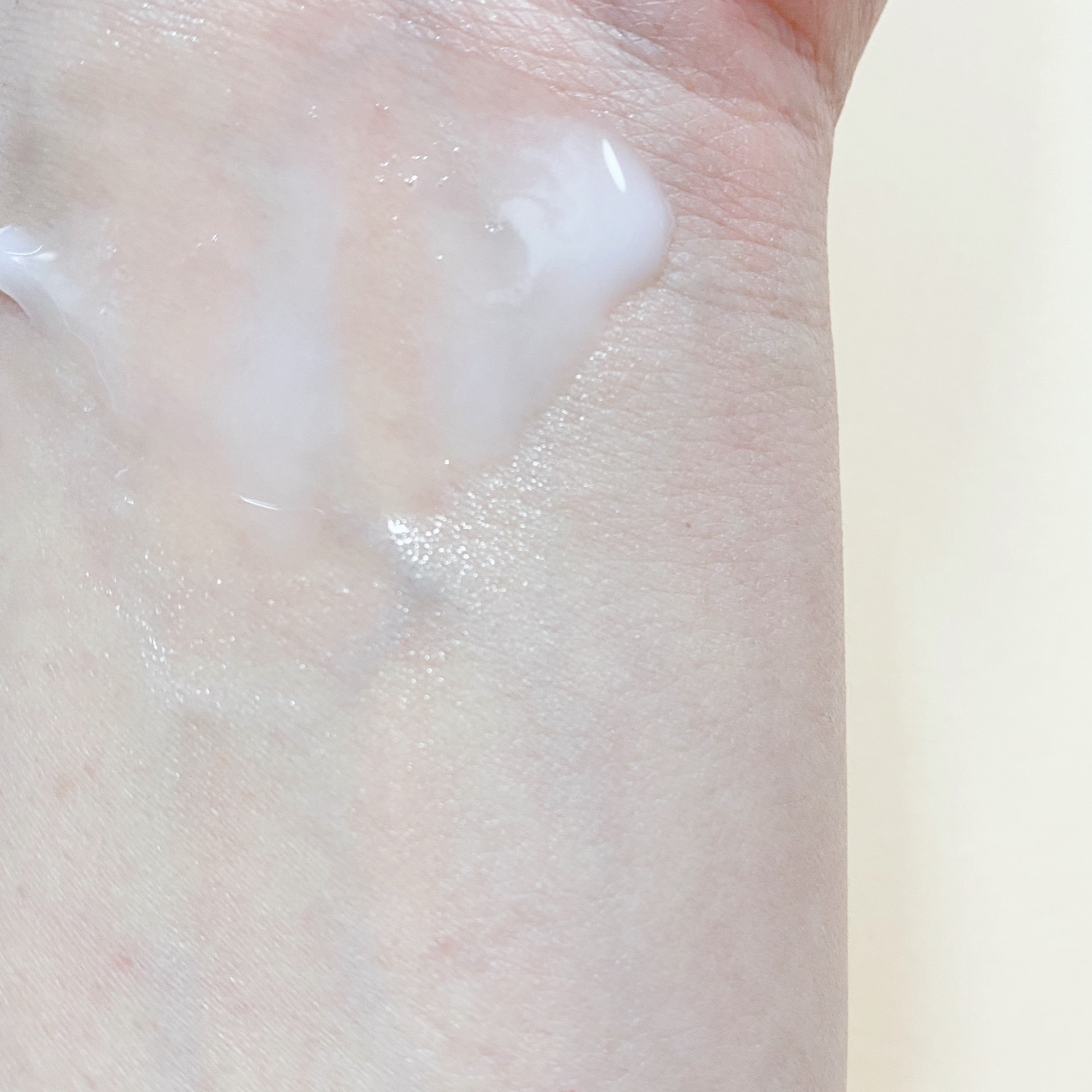 バイオームバリア クリームミスト/UIQ/ミスト状化粧水を使ったクチコミ（2枚目）