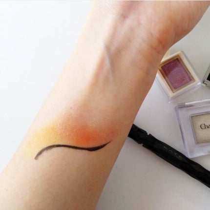 シャドーカスタマイズ/MAJOLICA MAJORCA/単色アイシャドウを使ったクチコミ(8枚目)