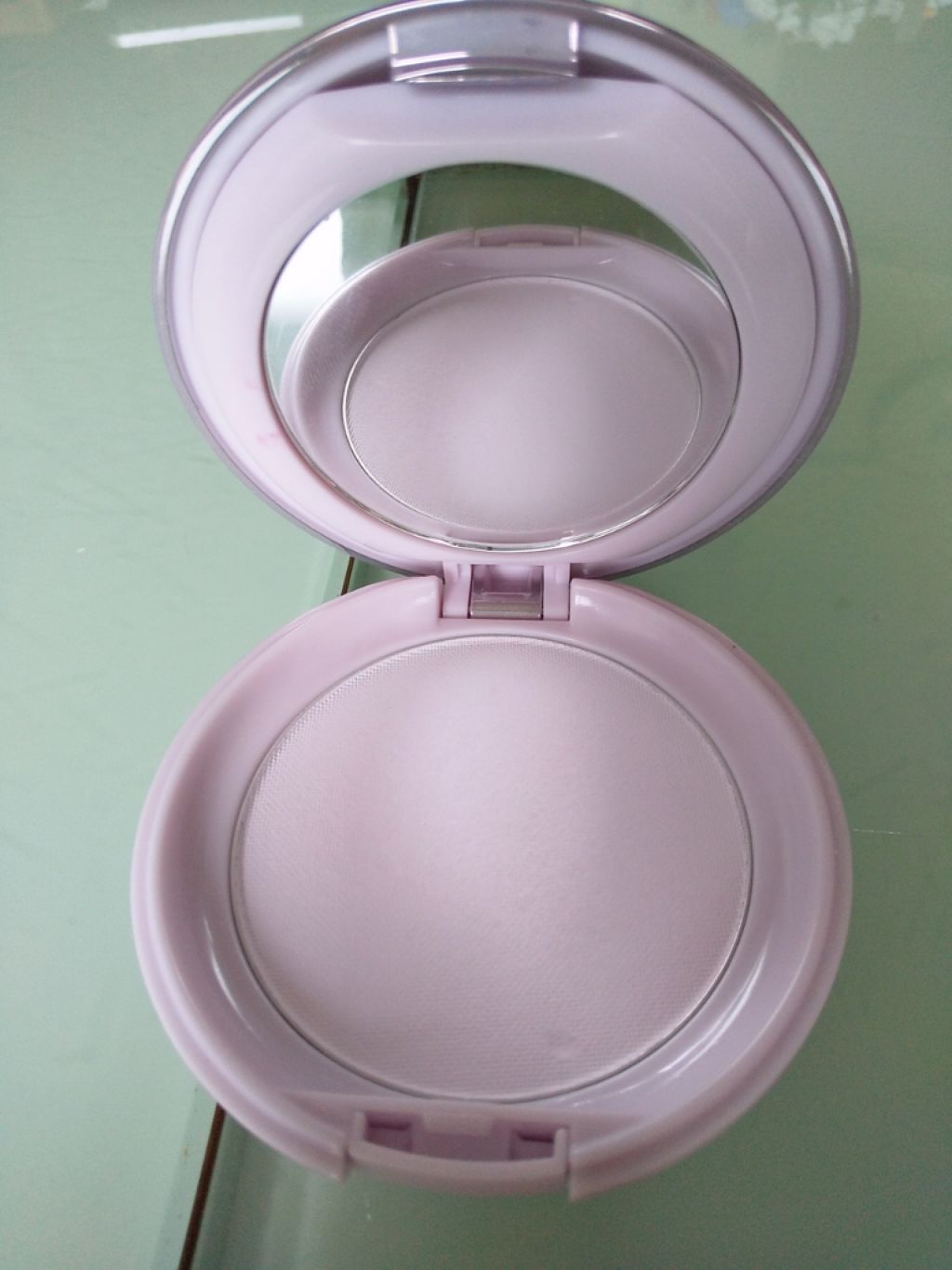 パラソーラ イルミスキン フェイスパウダー UV/ナリスアップ/プレストパウダーを使ったクチコミ(2枚目)