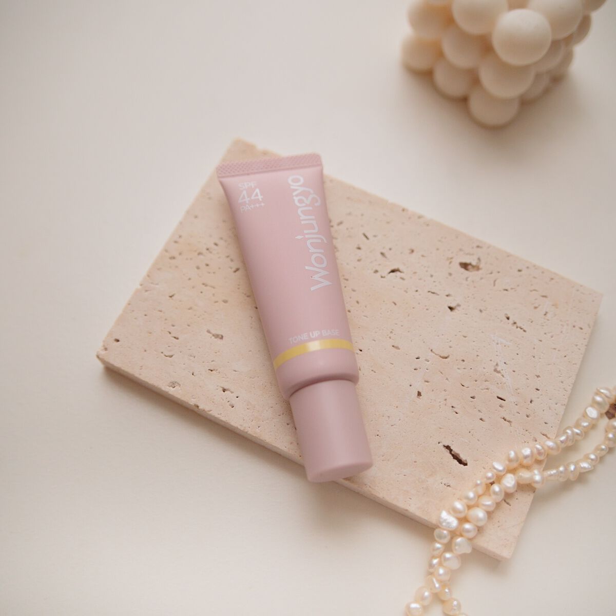 かわうそ on LIPS 「Wonjungyoのトーンアップ下地使ってみました𓂃𓈒𓏸「Wo..」(2枚目)