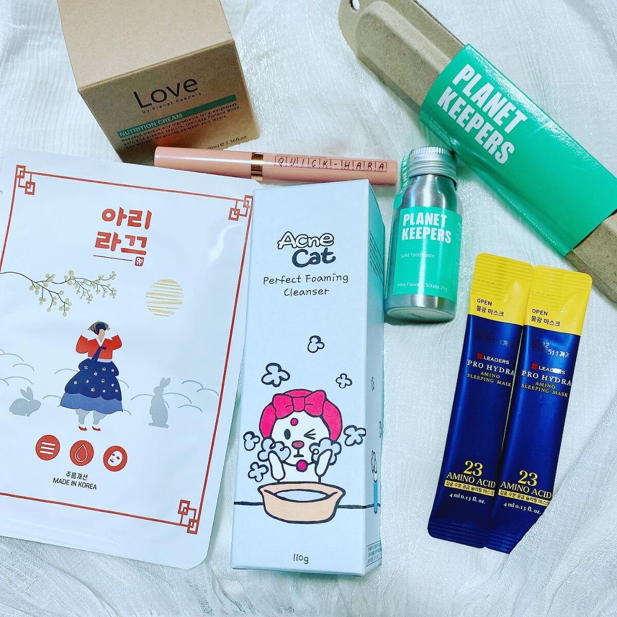 クイック ハラ ボリュームメーカーシャドウ 02/CORINGCO/スティックアイシャドウを使ったクチコミ（2枚目）