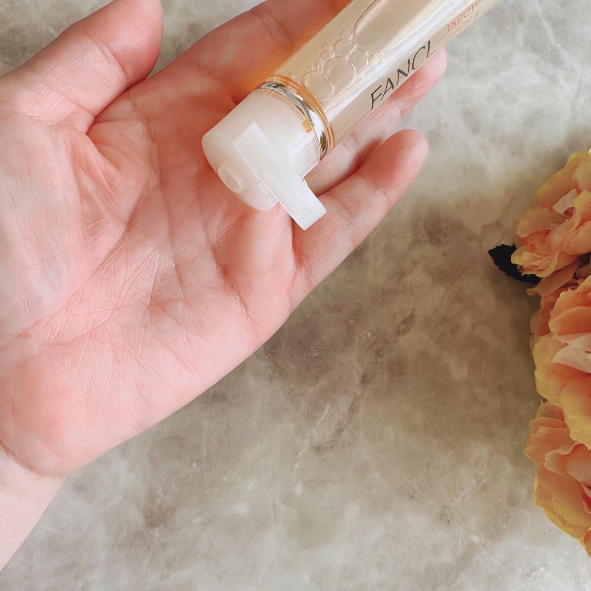 エンリッチプラス 化粧液Ⅱ しっとり ＜医薬部外品＞/ファンケル/化粧水を使ったクチコミ（2枚目）