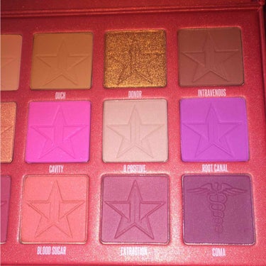 BLOOD SUGAR Eyeshadow Palette/Jeffree Star Cosmetics/パウダーアイシャドウを使ったクチコミ（3枚目）