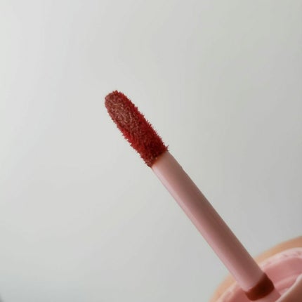 アンドバイロムアンド グラッシーボムティント/&nd by rom&nd/リップティントを使ったクチコミ(3枚目)