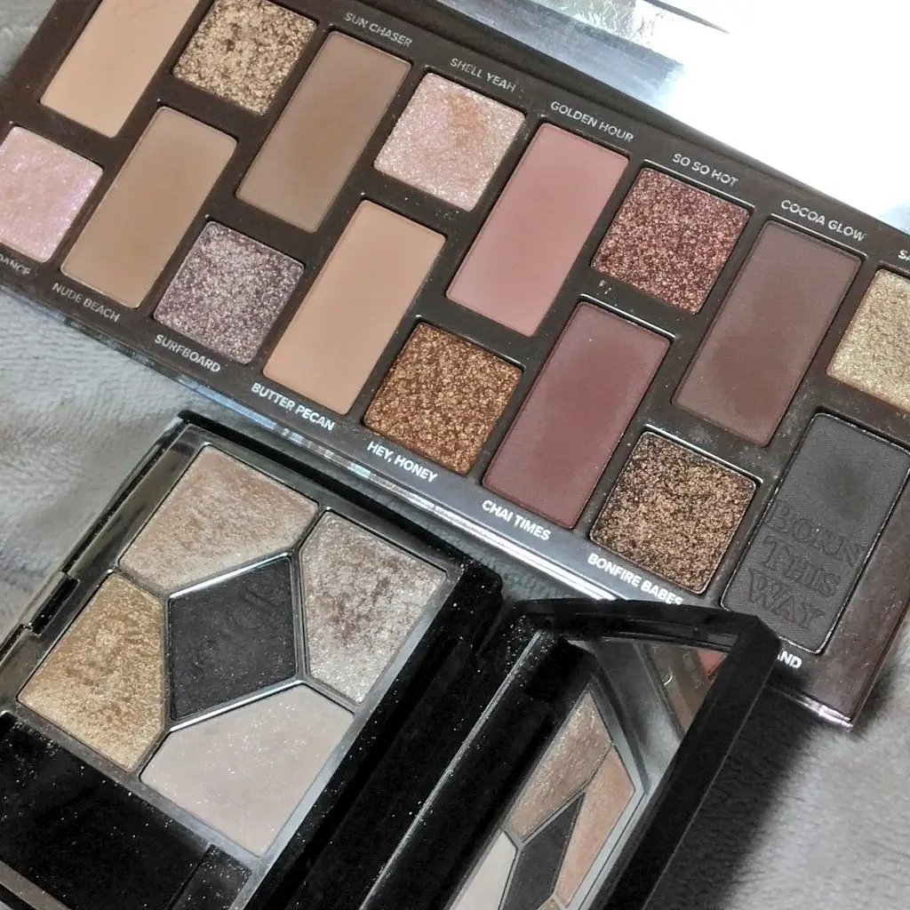 ボーンディスウェイ サンセット ストリップ アイシャドウ パレット