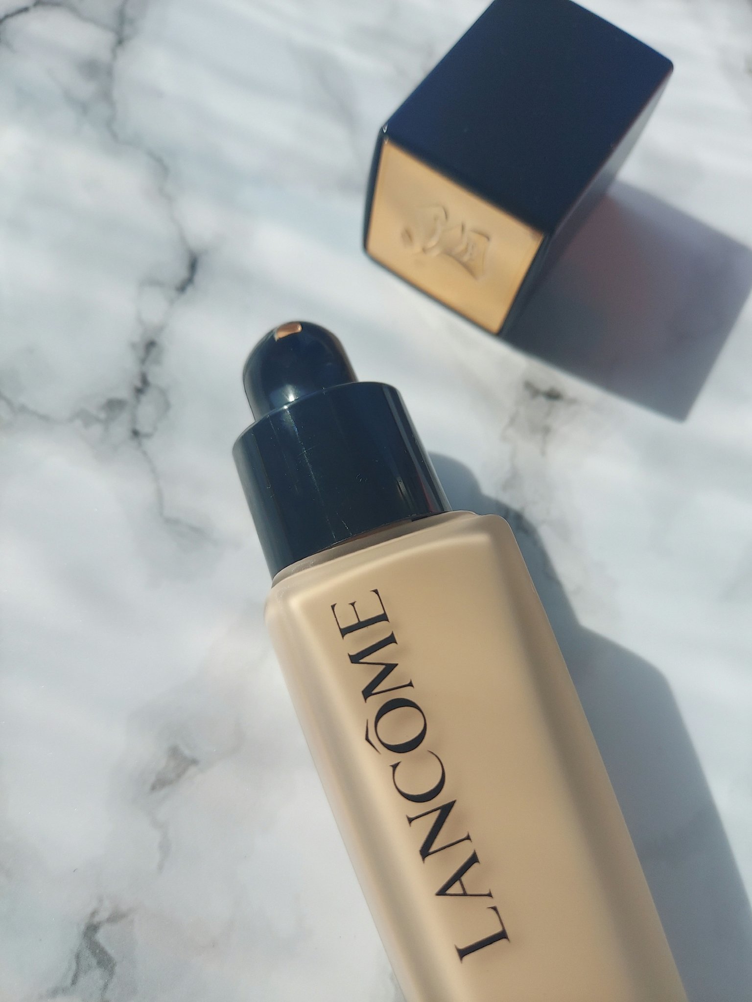 タンイドル ウルトラ ウェア リキッド B-01/LANCOME/リキッドファンデーションを使ったクチコミ（3枚目）