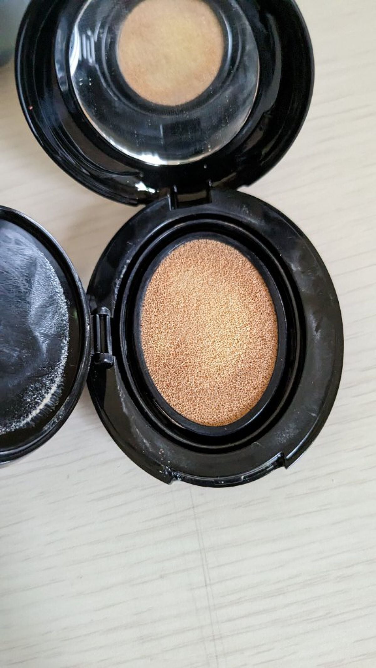 fantastic_rouge_dlk9 on LIPS 「<tirtir黒>小さめファンデの液がすぐ無くなる色は、23だ..」(3枚目)