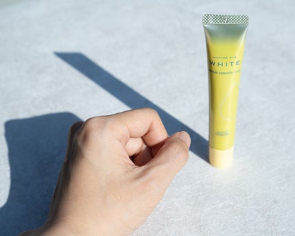 モイスチュアマイルドホワイトリペアエッセンス C100/モイスチュアマイルド ホワイト/美容液を使ったクチコミ(2枚目)