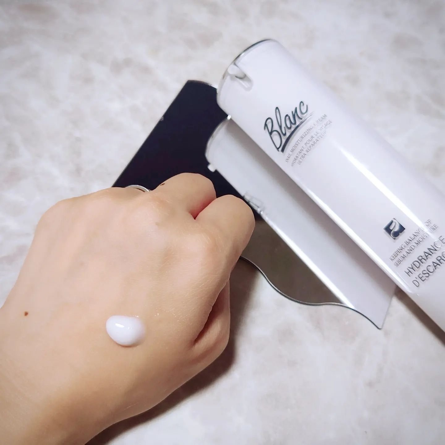 マジックカタツムリクリーム/ブラン/フェイスクリームを使ったクチコミ（2枚目）