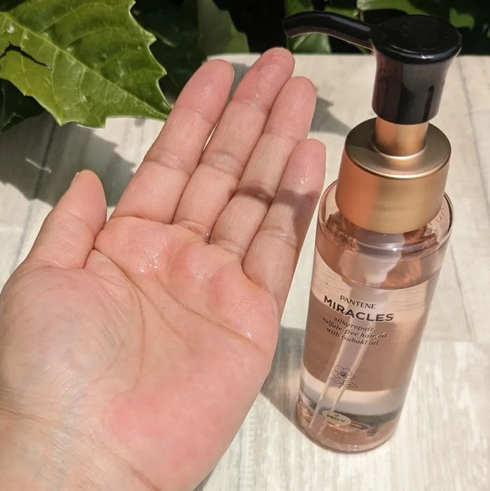 ミラクルズ シルキーリペア 洗い流さないトリートメント/パンテーン/ヘアオイルを使ったクチコミ(2枚目)