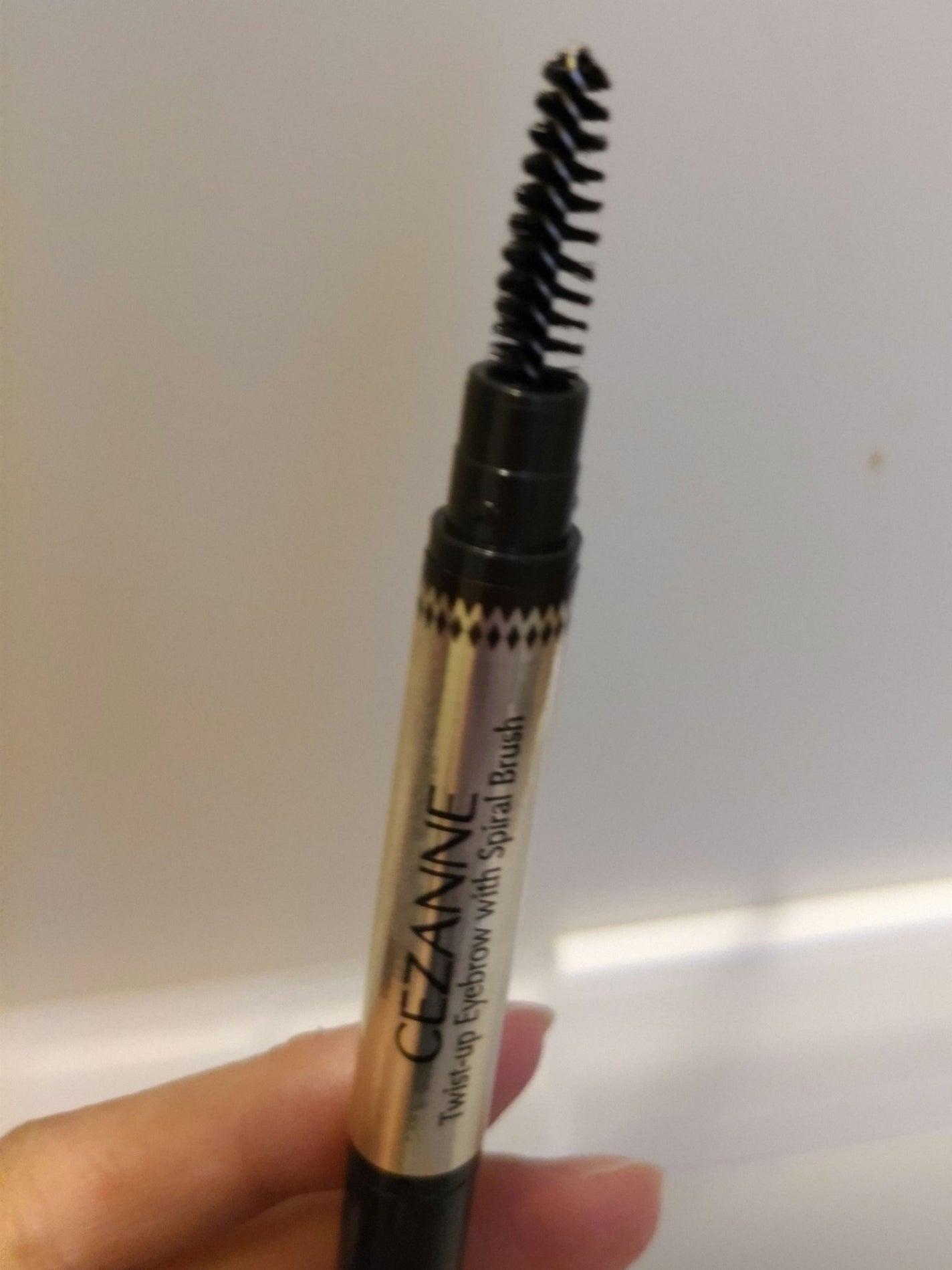 ブラシ付きアイブロウ繰り出し/CEZANNE/アイブロウペンシルを使ったクチコミ(2枚目)
