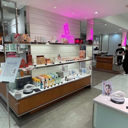 フォロバ100‼️インスタから投稿 on LIPS 「・12月21日からBeautyQueenの日本初オフラインショ..」(8枚目)