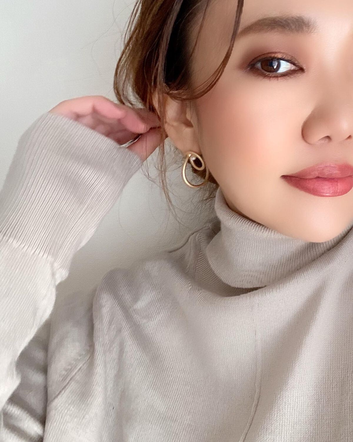 ダズルシャドウ/M・A・C/単色アイシャドウを使ったクチコミ（2枚目）