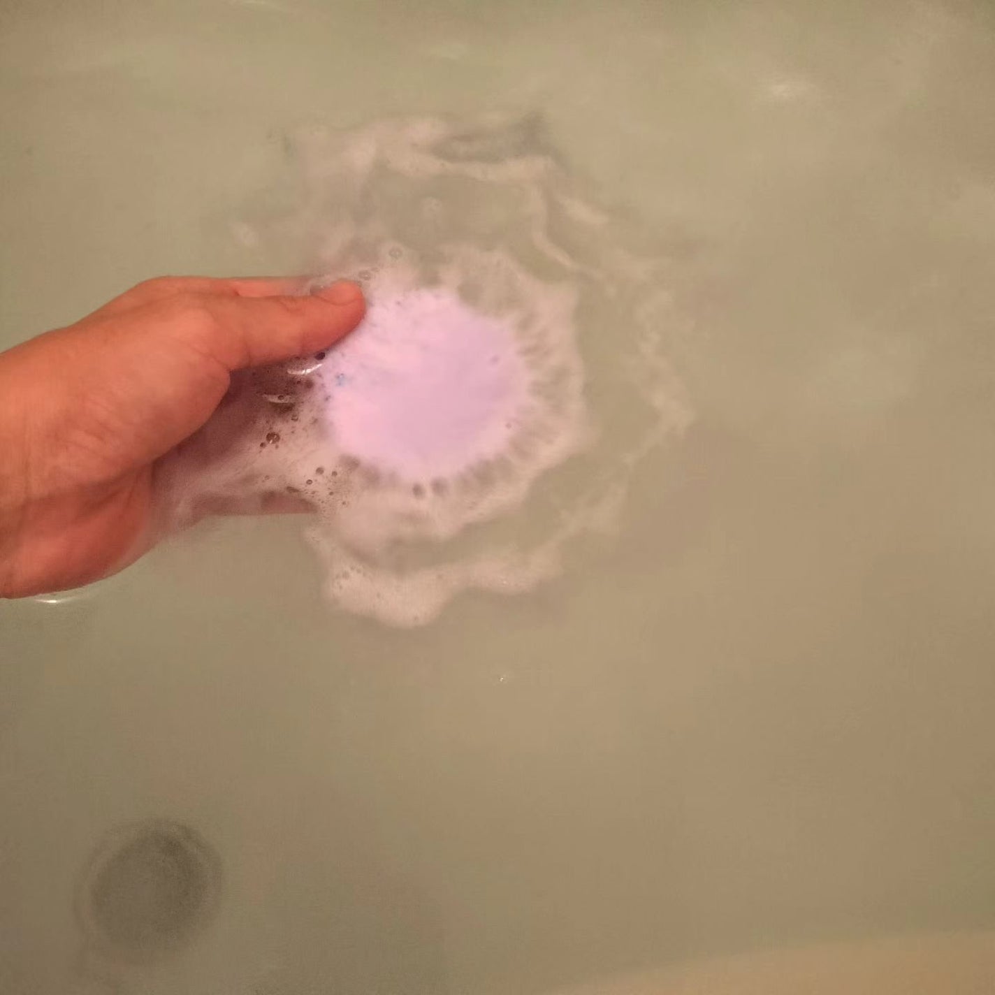 バブ モンスターバブルMEGA級 マーブル泡 ラベンダーカクテルの香り/バブ/炭酸系入浴剤を使ったクチコミ(5枚目)