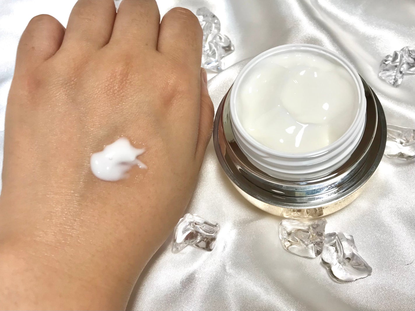 フェイシャル エッセンス クリームマスク/COCOCHI/フェイスクリームを使ったクチコミ(4枚目)