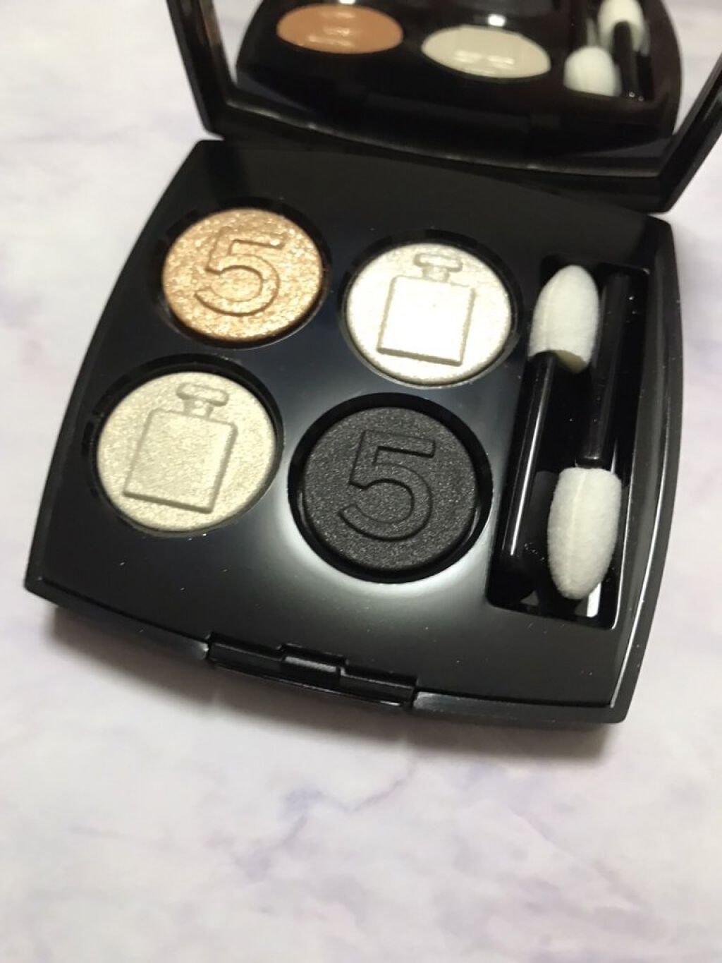 レ キャトル オンブル/CHANEL/アイシャドウパレットを使ったクチコミ（2枚目）