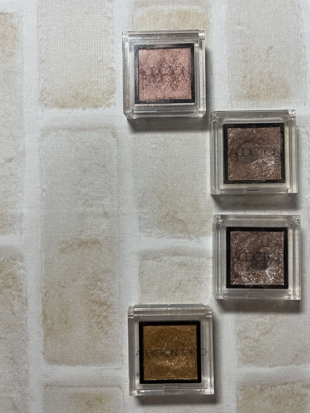 ザ アイシャドウ L/ADDICTION/単色アイシャドウを使ったクチコミ（2枚目）