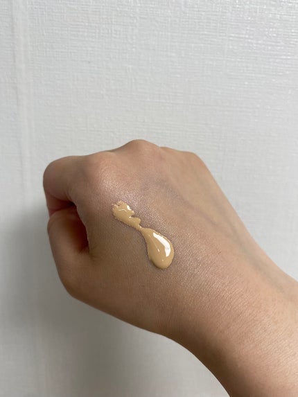 HERA シルキーステイファンデーションのクチコミ「HERA シルキーステイファンデーション 21N
新商品発売ということでサンプルを頂いたので使.....」(2枚目)