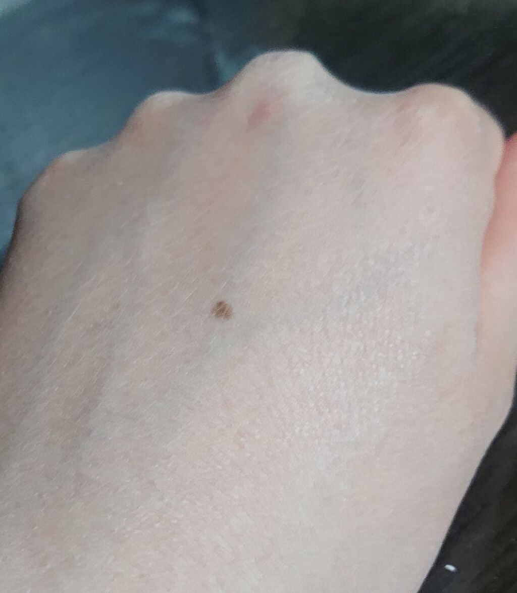 すっぴんパウダー/クラブ/プレストパウダーを使ったクチコミ(4枚目)