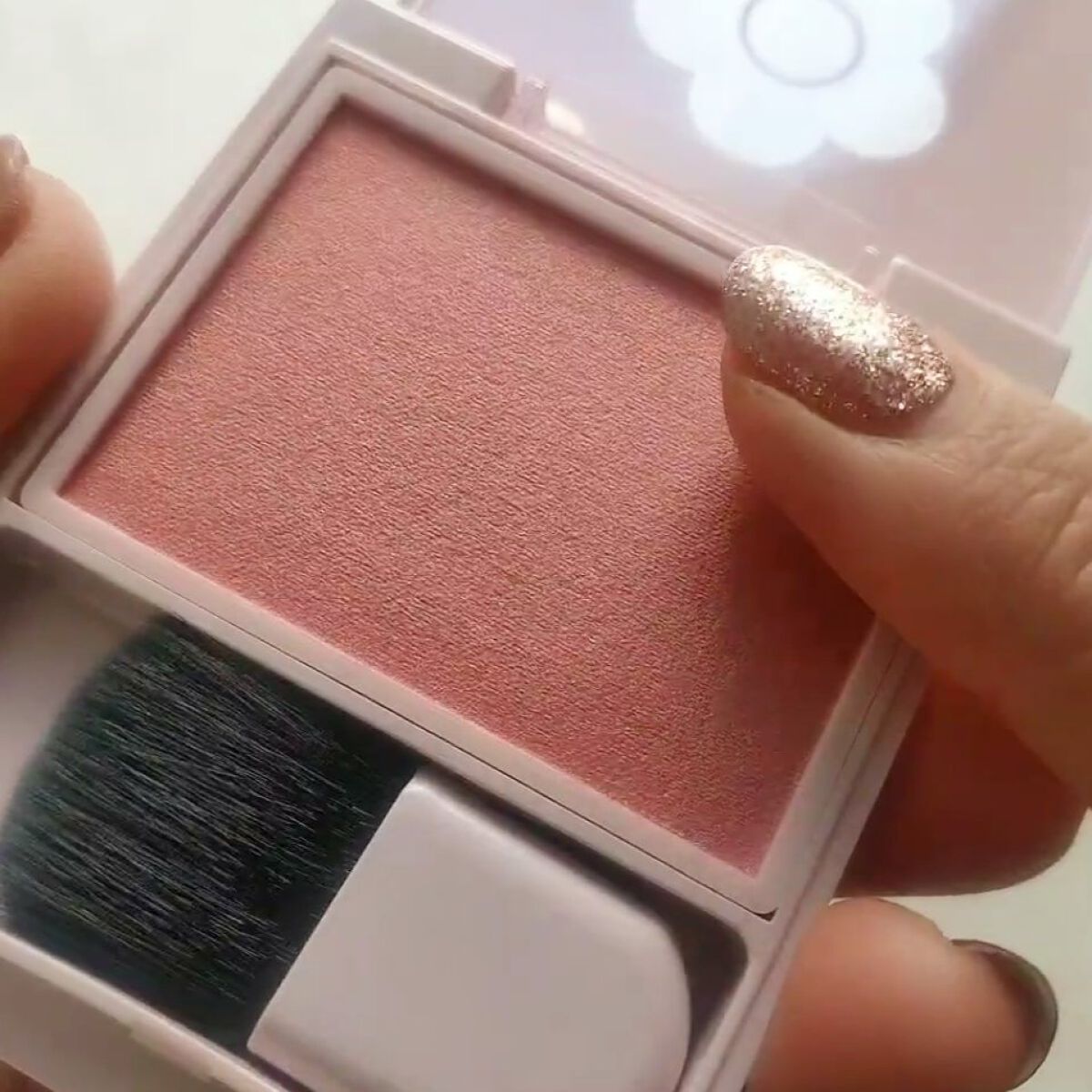 パウダーブラッシュ O-01 ウォームオレンジ/DAISY DOLL by MARY QUANT/パウダーチークを使ったクチコミ（2枚目）