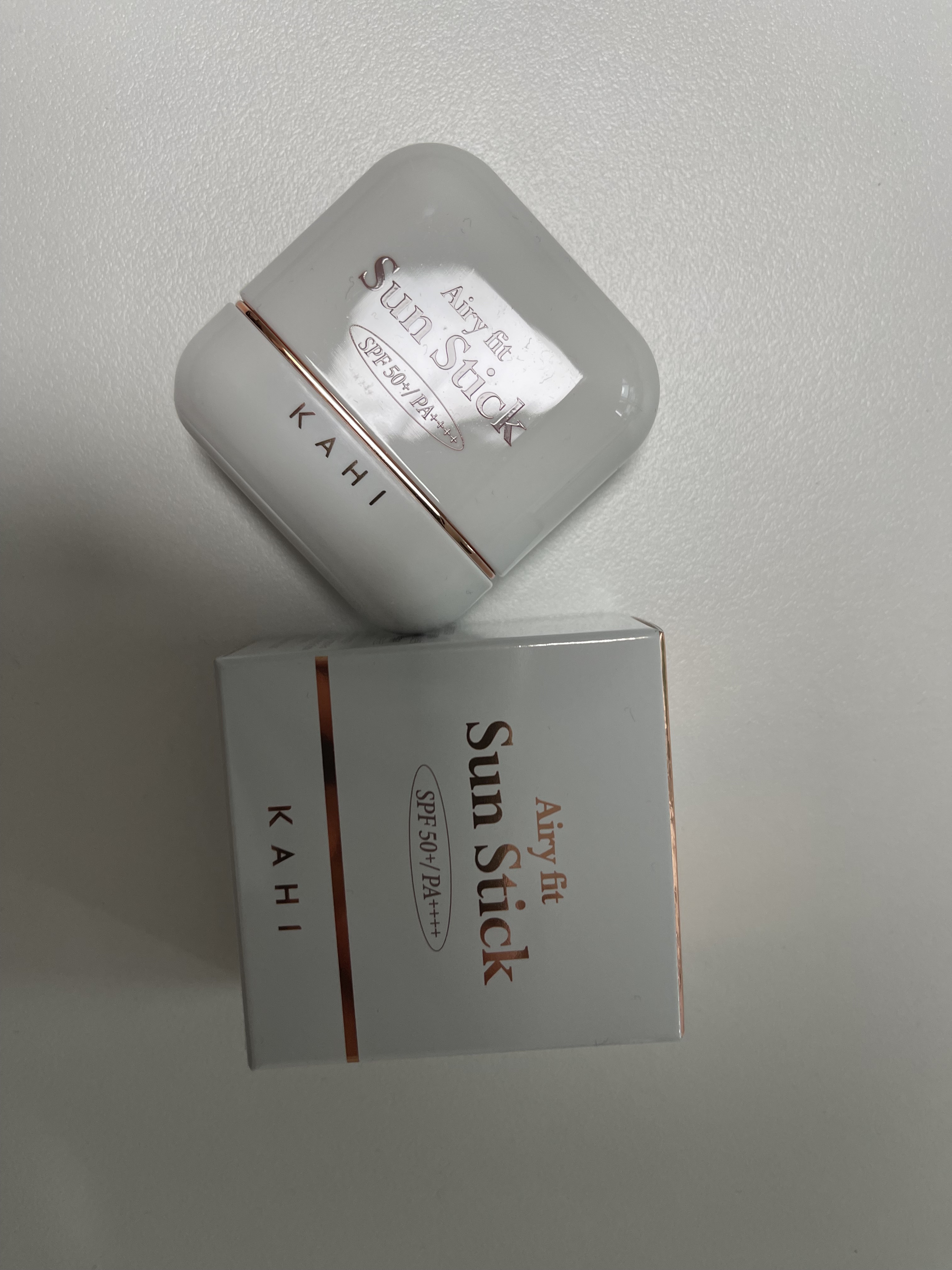 エアリーフィットサンスティック/KAHI/日焼け止めスティックを使ったクチコミ（1枚目）