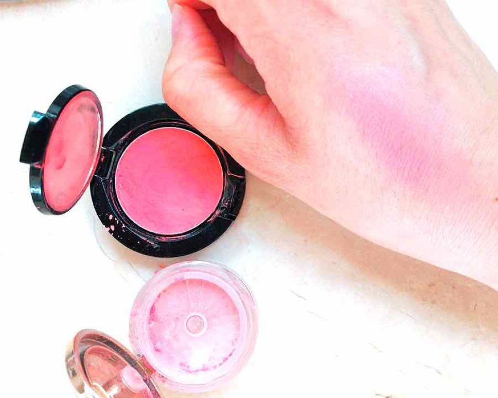 ミネラルピグメント/ONLY MINERALS/単色アイシャドウを使ったクチコミ（1枚目）