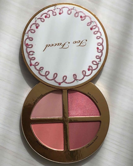 Let It Snow, Girl! /Too Faced/アイシャドウパレットを使ったクチコミ(3枚目)