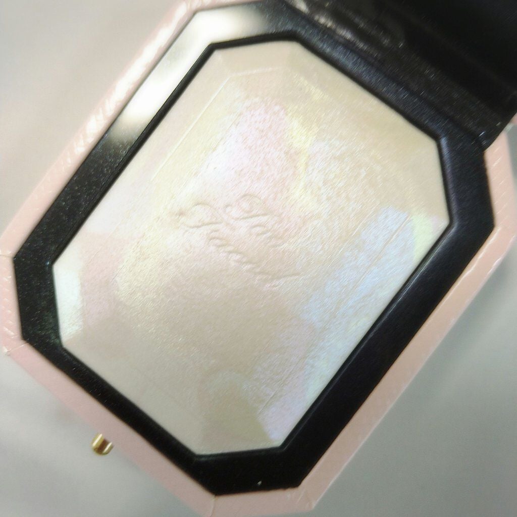 ダイヤモンドライト マルチユース ハイライター/Too Faced/パウダーハイライトを使ったクチコミ(3枚目)