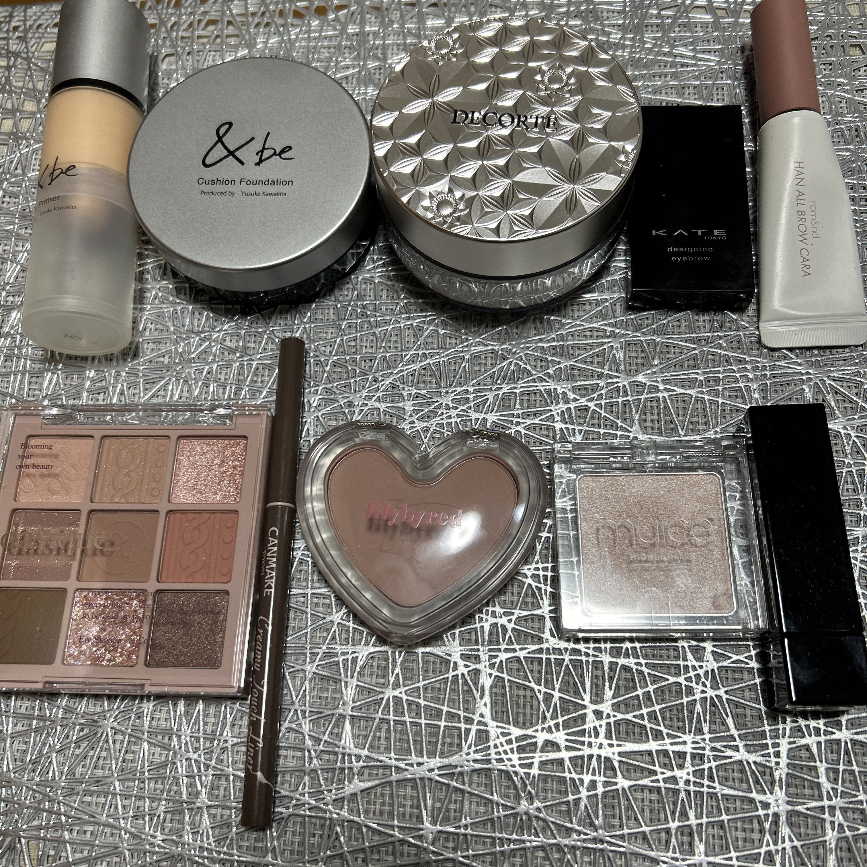 ケイト デザイニングアイブロウ3D/KATE/パウダーアイブロウを使ったクチコミ（1枚目）