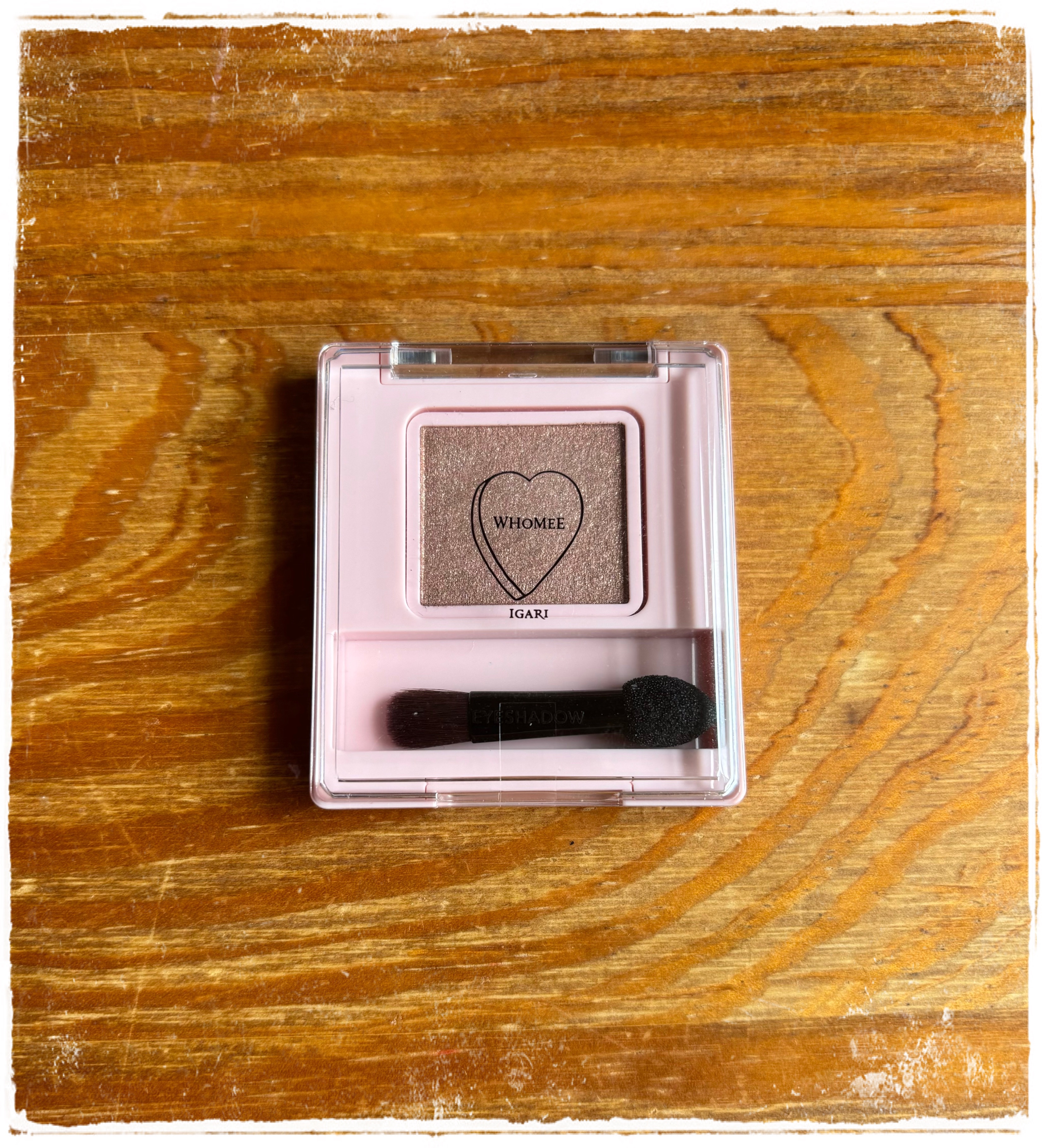 フーミー シングルラメシャドウ/WHOMEE/単色アイシャドウを使ったクチコミ（1枚目）