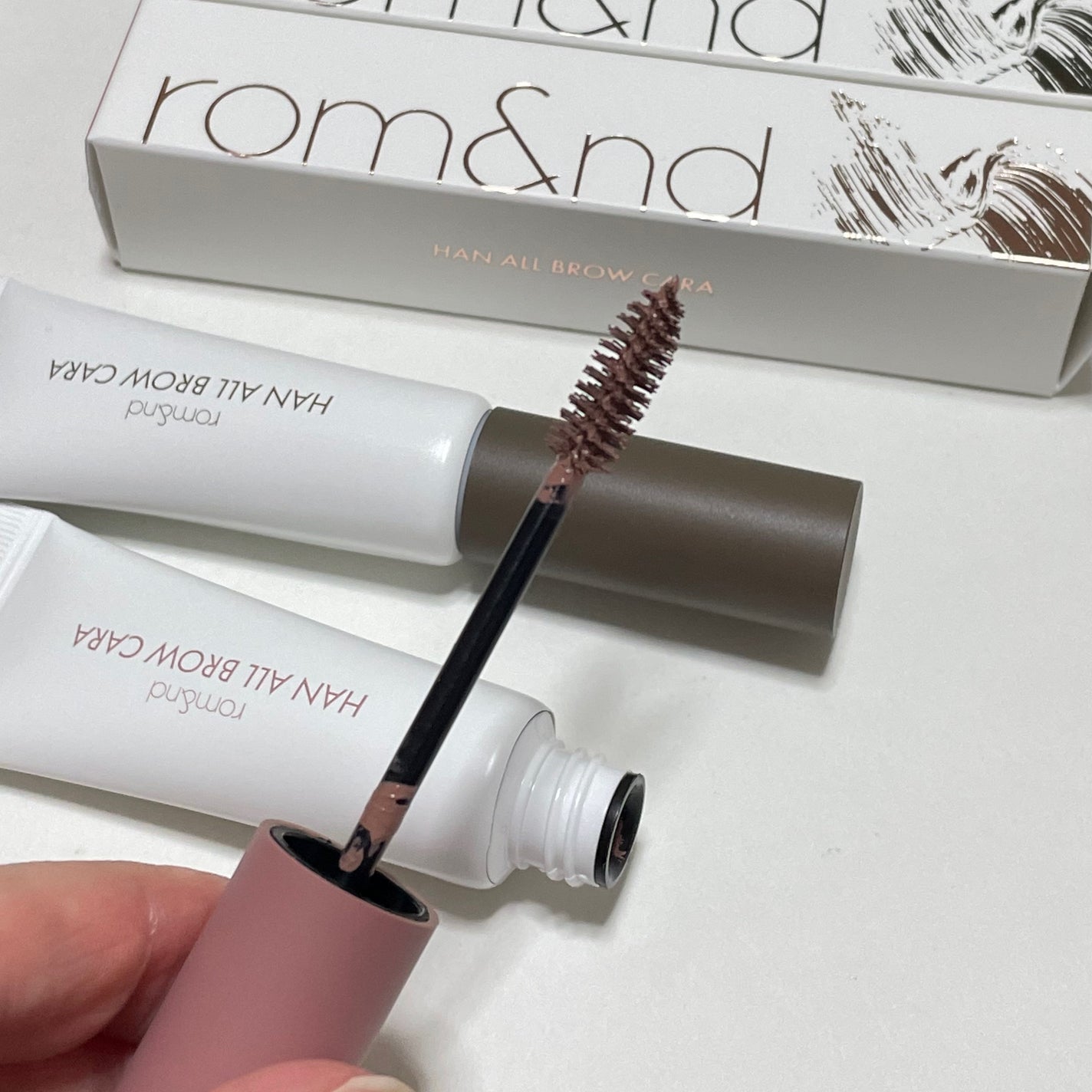 ハンオールブロウカラ/rom&nd/眉マスカラを使ったクチコミ(3枚目)