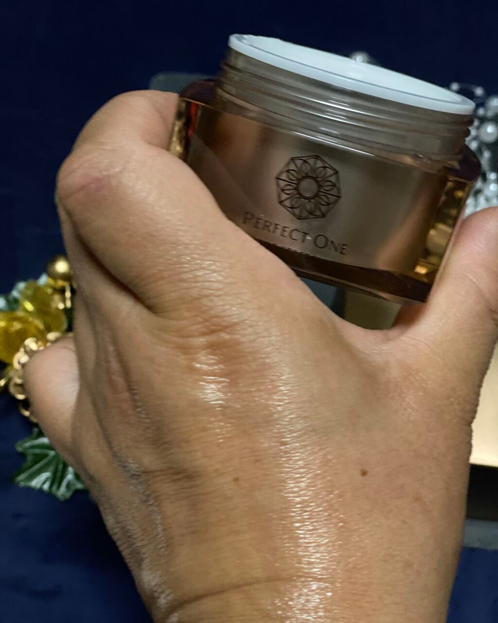 パーフェクトワン 薬用リンクルストレッチジェル/パーフェクトワン/オールインワン化粧品を使ったクチコミ(4枚目)