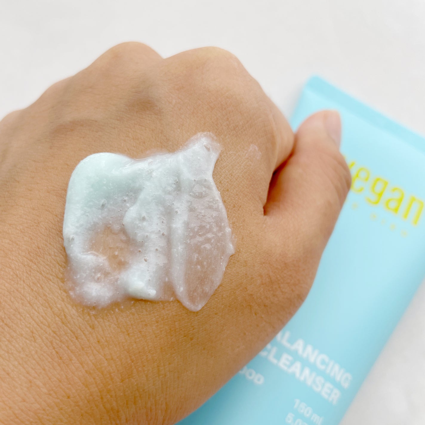 カラーフードシリーズブルーバランシングフォームクレンザー/Tovegan/洗顔フォームを使ったクチコミ(5枚目)