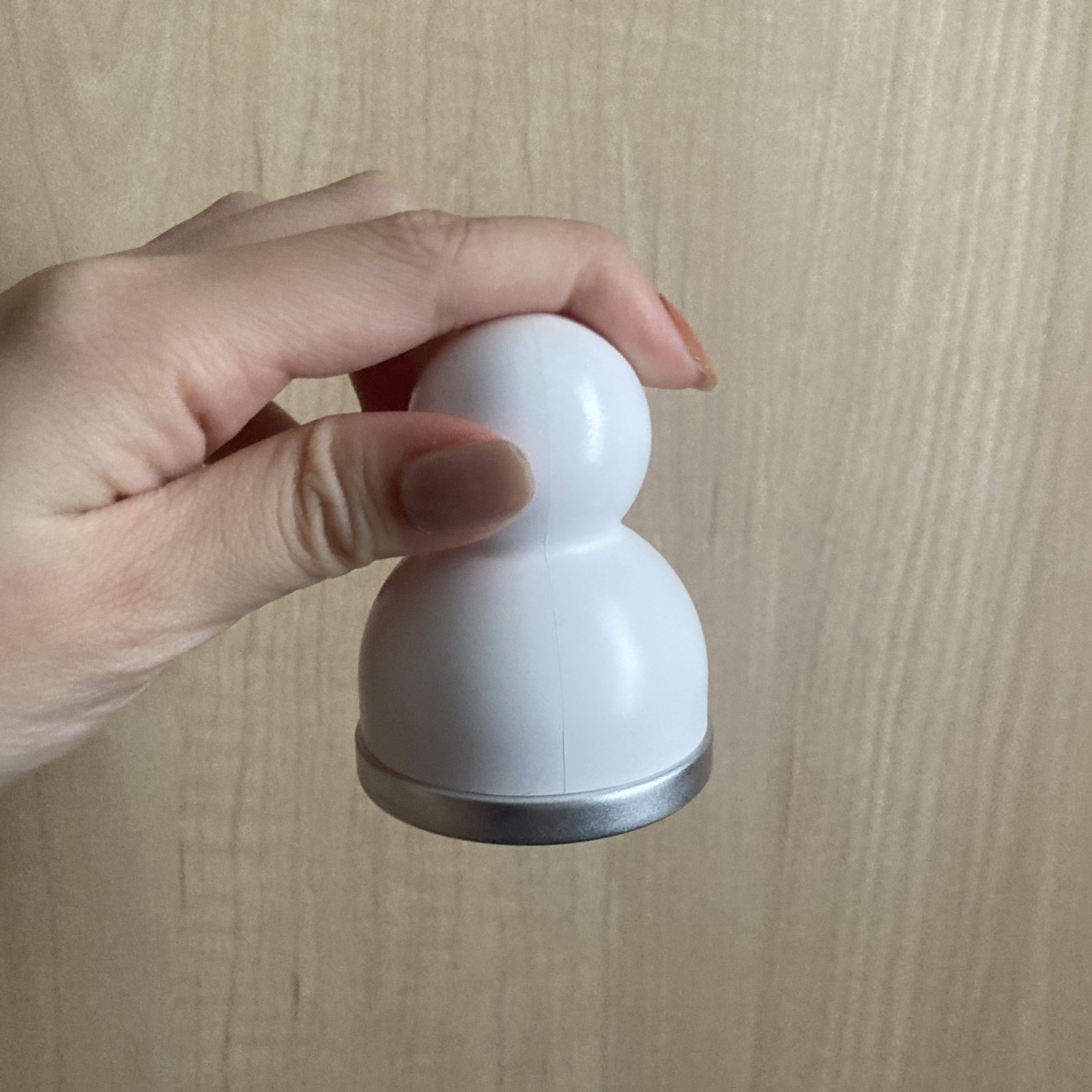 フェイシャルクールスティック/DAISO/美顔器・マッサージを使ったクチコミ（2枚目）