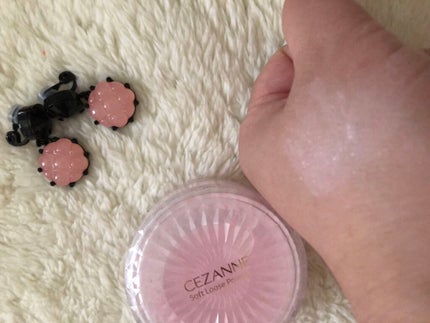 うるふわ仕上げパウダー/CEZANNE/ルースパウダーを使ったクチコミ(2枚目)