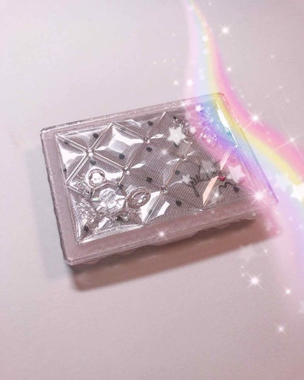 JILL STUART ドリーミィクチュールアイズ Aのクチコミ「捨て色がなくてめちゃめちゃ良い!やっぱり6色も入っていると中にはまったく使わない色が入ってるこ.....」(1枚目)