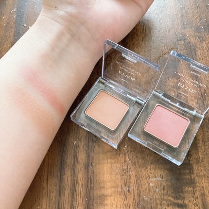 ミネラルマルチパウダー/エトヴォス/単色アイシャドウを使ったクチコミ(3枚目)