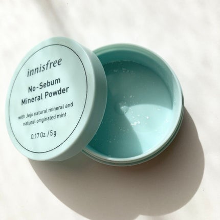 ノーセバム ミネラルパウダー N/innisfree/ルースパウダーを使ったクチコミ(2枚目)