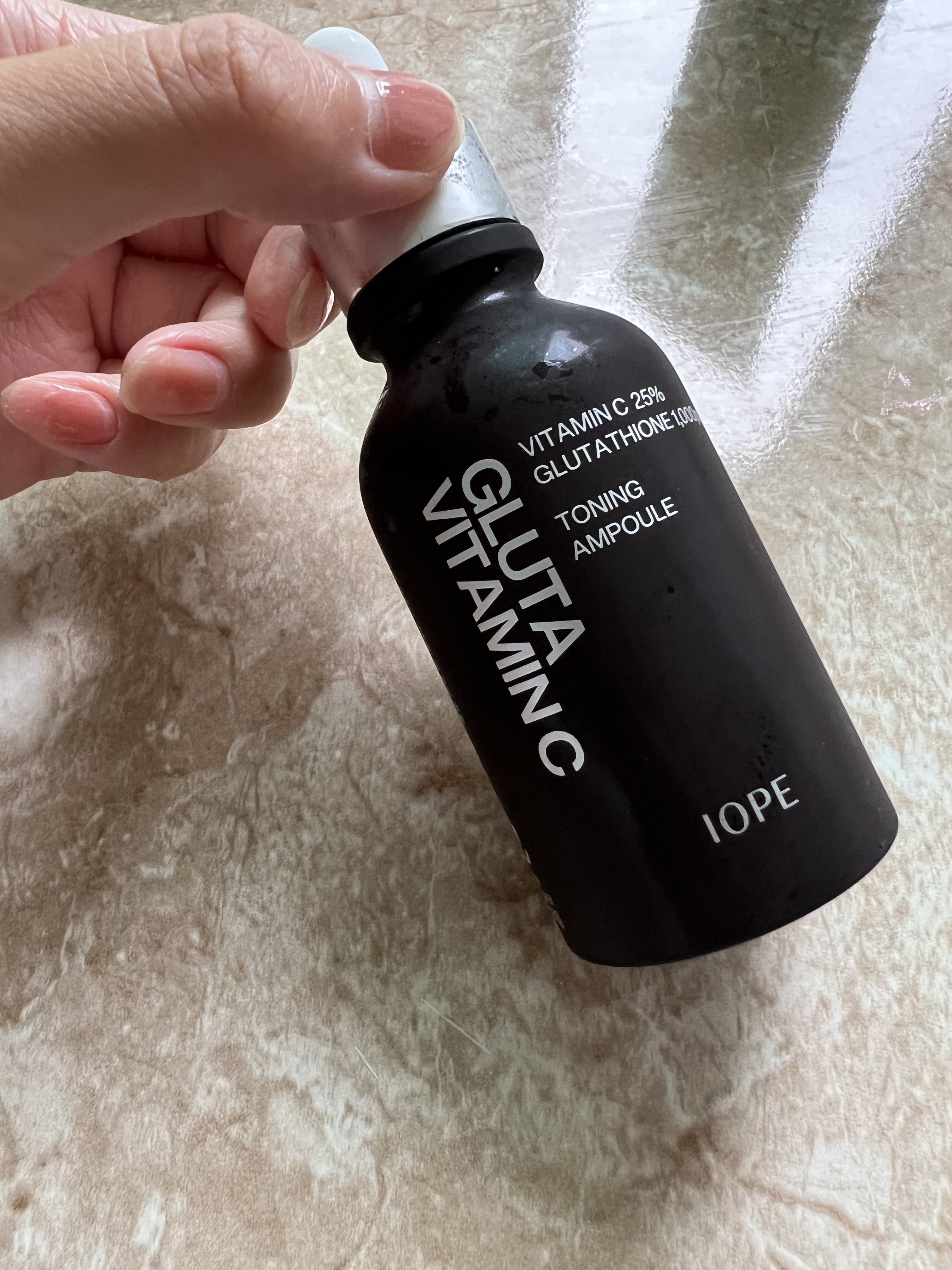 グルタ ビタミンC トーニング アンプル/IOPE/美容液を使ったクチコミ（2枚目）