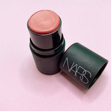 NARS ザ マルティプルのクチコミ「潤う頬。

ジュワッとした潤いのある頬に☺️☺️

NARS
ザ マルティプル
1517N

.....」（1枚目）