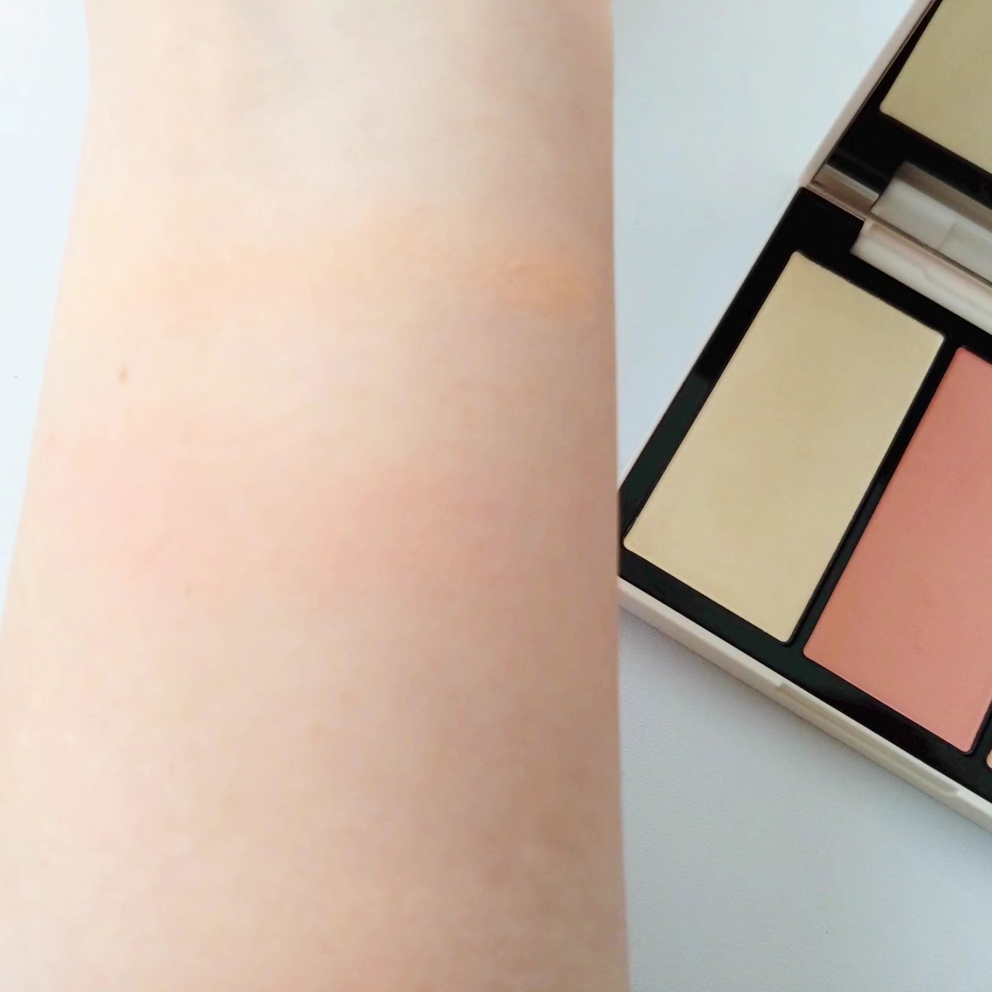 フェイス スタイリスト/SNIDEL BEAUTY/アイシャドウパレットを使ったクチコミ（3枚目）