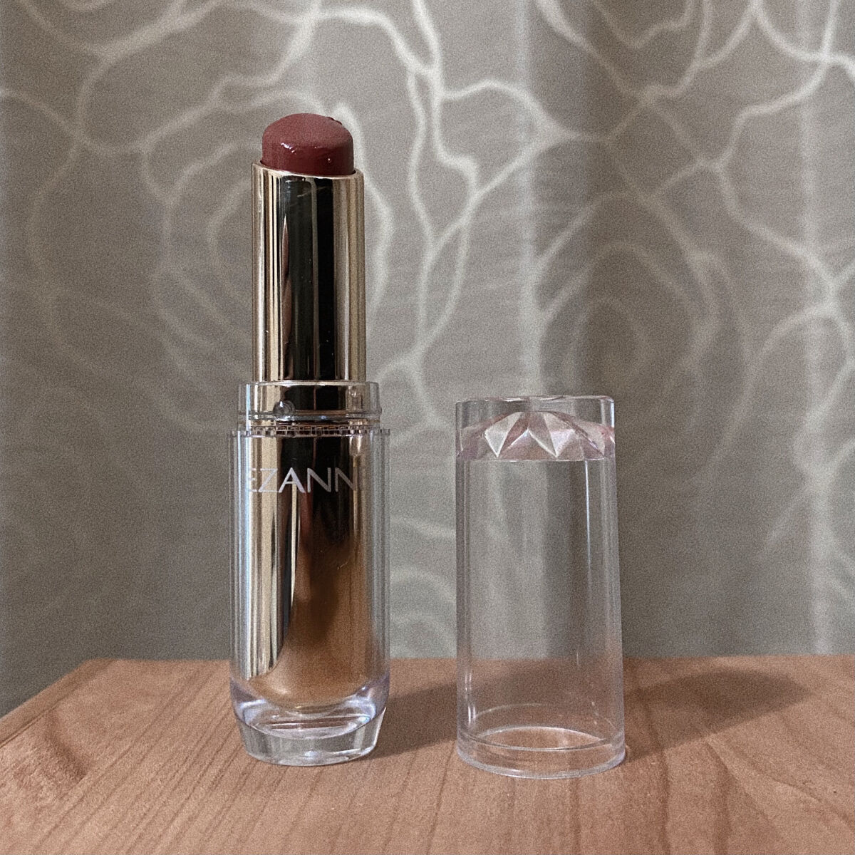 ラスティンググロスリップ/CEZANNE/口紅を使ったクチコミ（2枚目）