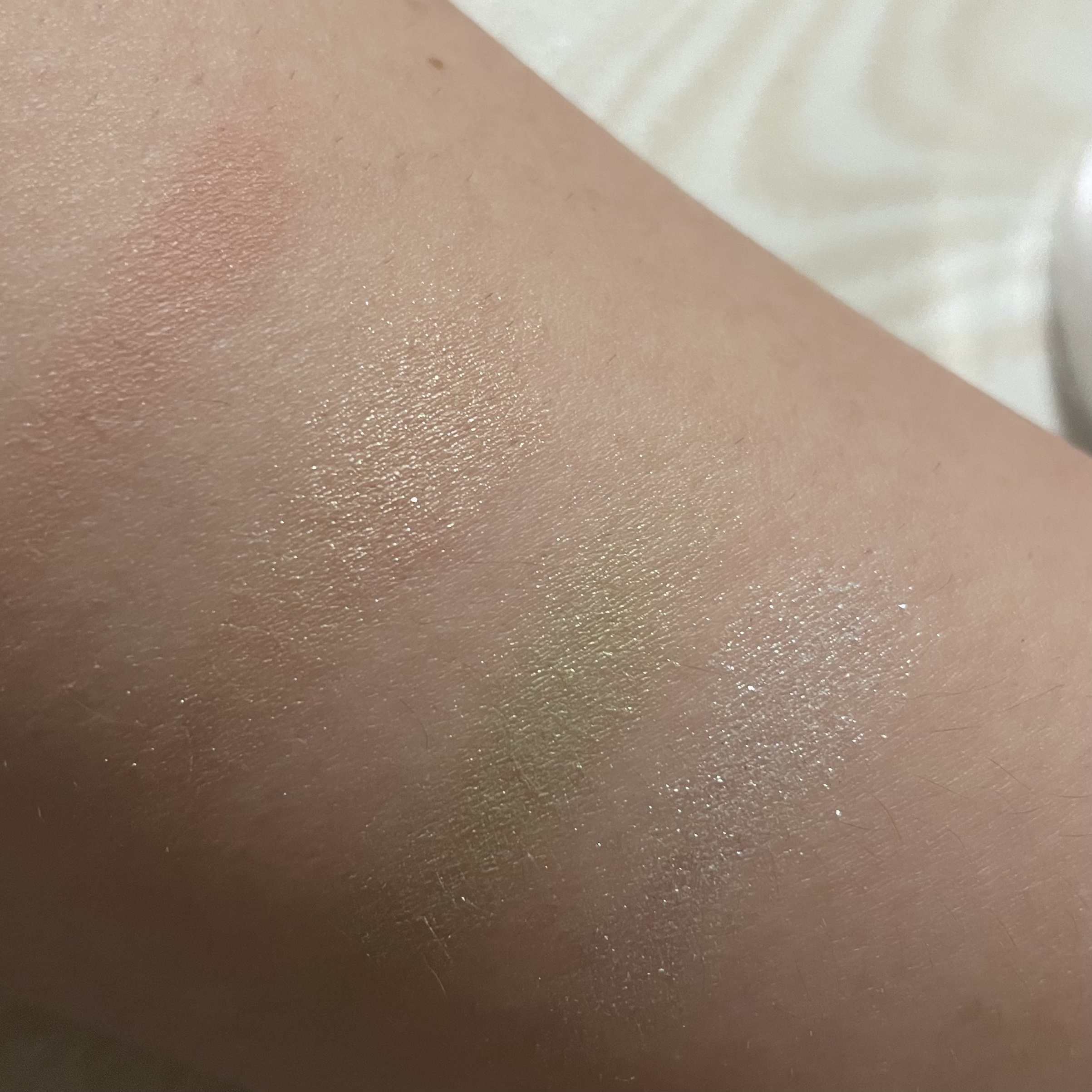 リアルクローズシャドウ/excel/アイシャドウパレットを使ったクチコミ（2枚目）