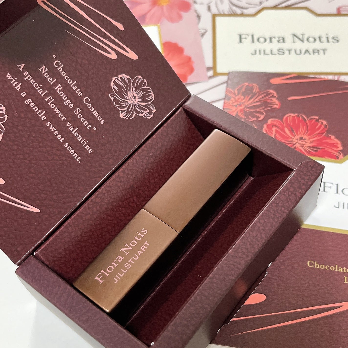 チョコレートコスモス ノエルルージュ メルティリップバーム/Flora Notis JILL STUART/リップバームを使ったクチコミ(2枚目)