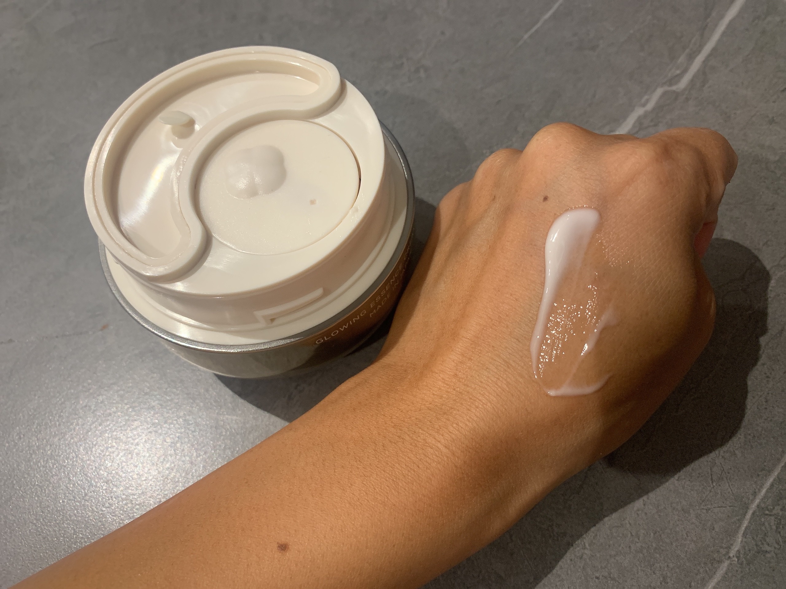 ココチ エージー グローイング エッセンス クリーム マスク/COCOCHI/フェイスクリームを使ったクチコミ（3枚目）