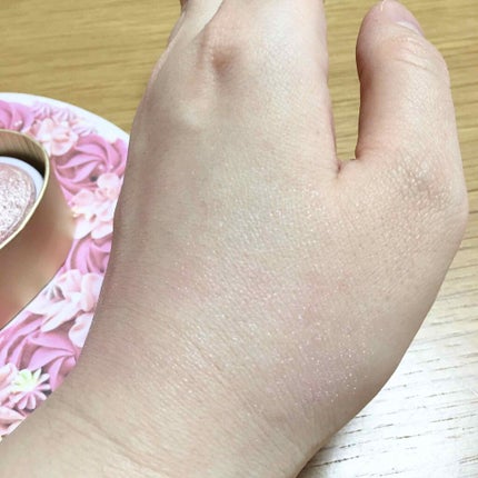 ハートハイライター エンジェルハート/MAKEUP REVOLUTION/パウダーハイライトを使ったクチコミ(4枚目)