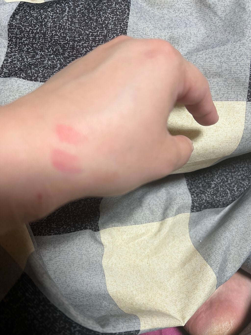 ジューシーラスティングティント/rom&nd/リップティントを使ったクチコミ(1枚目)