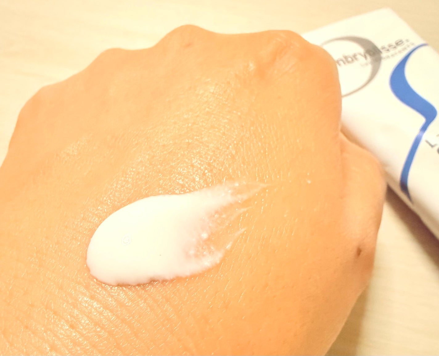 アンブリオリス モイスチャークリーム/アンブリオリス/フェイスクリームを使ったクチコミ(2枚目)