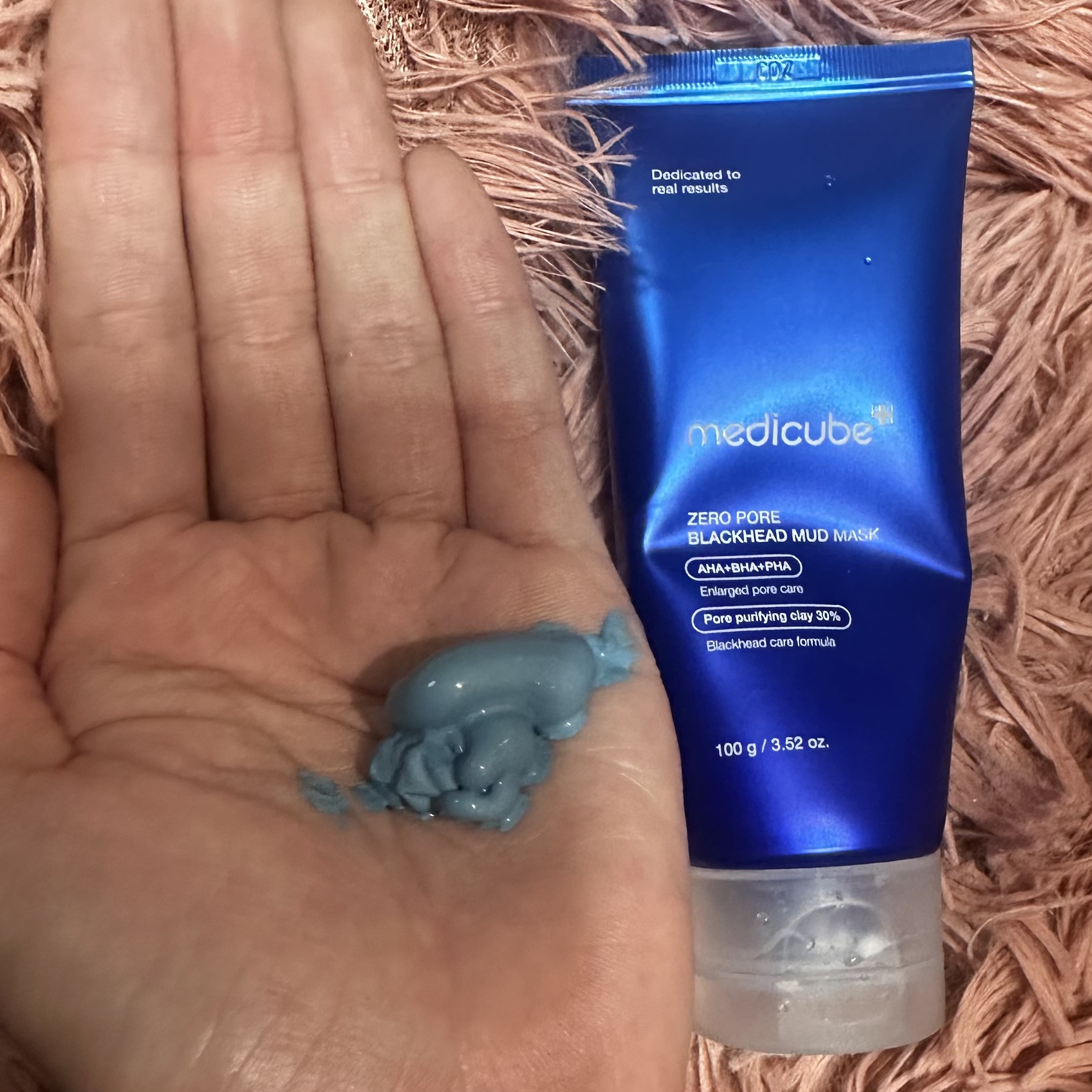 スキンケア方法》ゼロ毛穴パッド 2.0｜MEDICUBEの使い方・効果 -毛穴