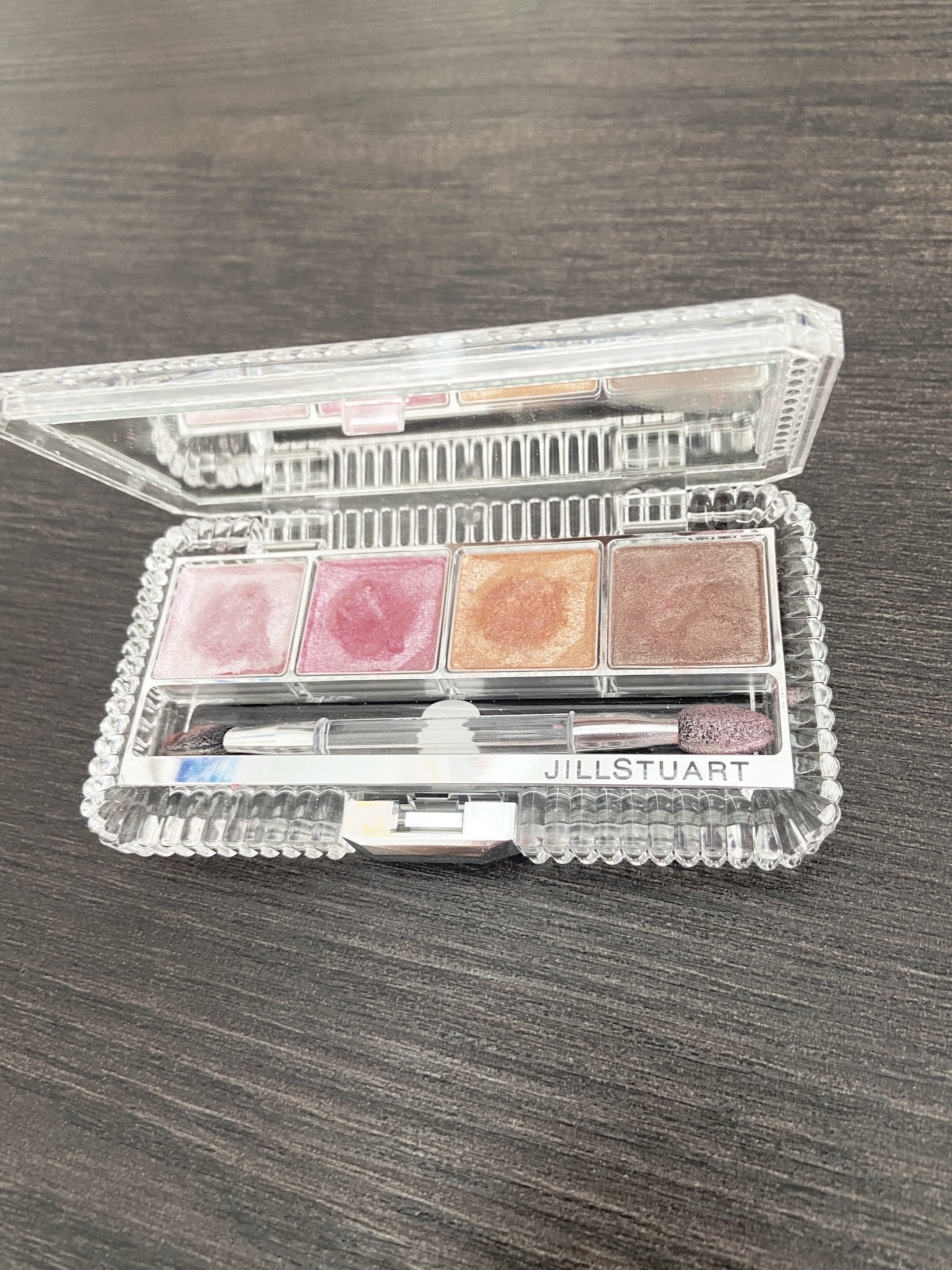 ジルスチュアート エターナルクチュール アイズ シマー 06 tulip ballade/JILL STUART/アイシャドウパレットを使ったクチコミ（1枚目）